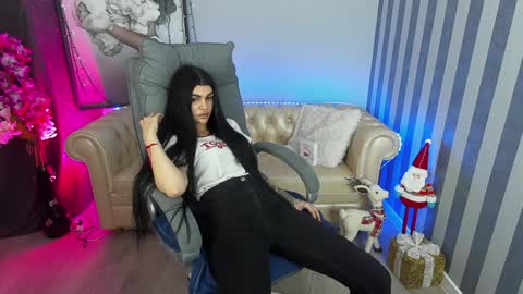 Monika online show from 01-06-25, 04:23