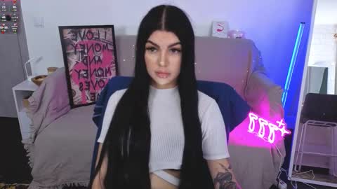 Monika online show from 10-23-25, 01:10