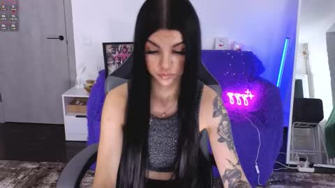 Monika online show from 11-27-25, 09:33