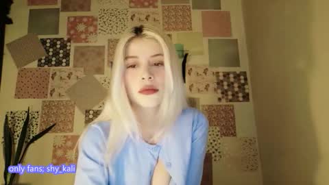 luckysapphire777 online show from 12-18-25, 11:27