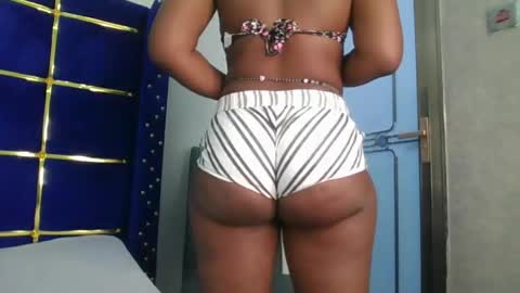 Snapshot of luckyy0001 chatting on 11-11-25, 07:58 Lopez online show from 11-11-25, 07:58