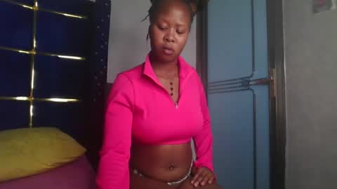 Snapshot of luckyy0001 chatting on 11-28-25, 08:50 Lopez online show from 11-28-25, 08:50