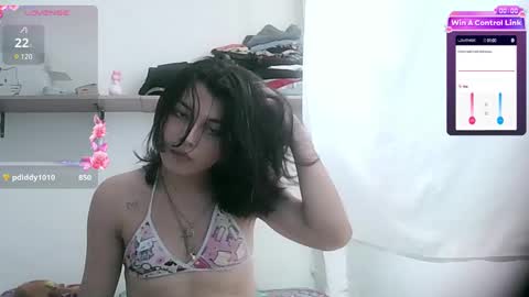 Snapshot of lucrecia21_ chatting on 12-05-24, 07:06 Lucrecia... new accout...OFS LU 21 online show from 12-05-24, 07:06