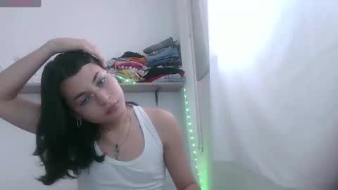 Snapshot of lucrecia21_ chatting on 12-27-24, 02:22 Lucrecia... new accout...OFS LU 21 online show from 12-27-24, 02:22