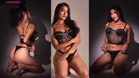 Snapshot of lucy111_love chatting on 11-23-25, 05:24 Lucy online show from 11-23-25, 05:24