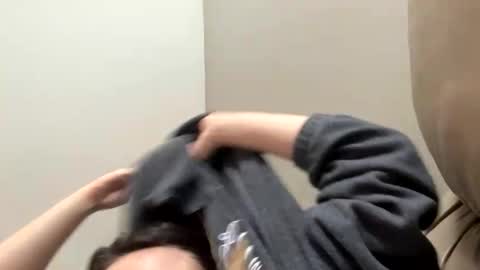 Lucy online show from 12-01-25, 04:45