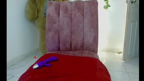 lucy1609 online show from 09-10-25, 08:03