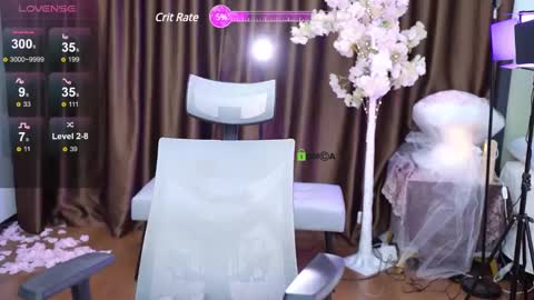 Lucy online show from 01-28-25, 01:39