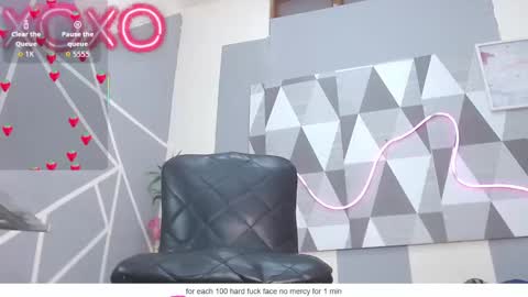 lucy_dirty28 online show from 09-17-25, 08:32