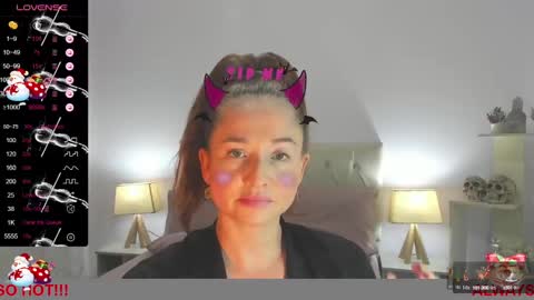 Lucia online show from 12-31-24, 12:32