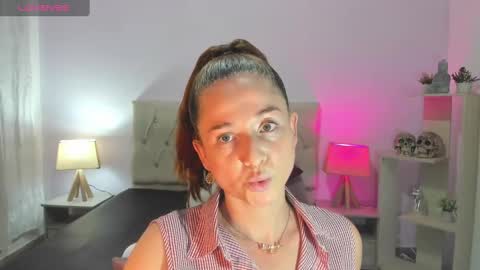 Lucia online show from 01-30-25, 09:14