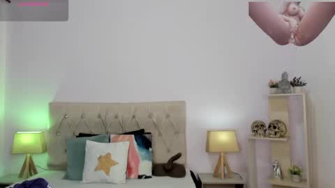 Lucia online show from 10-09-25, 09:46