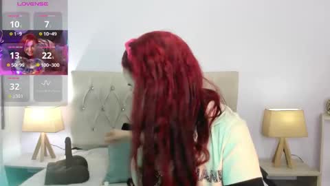 Lucia online show from 10-25-25, 09:20