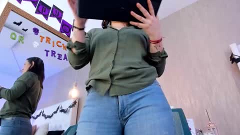 Lucy online show from 10-29-25, 02:30