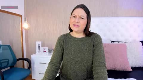 Lucy online show from 11-13-25, 01:10