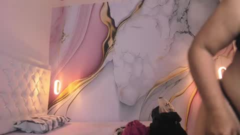 Snapshot of lucy_milf_474 chatting on 10-31-25, 11:11 Lucy online show from 10-31-25, 11:11