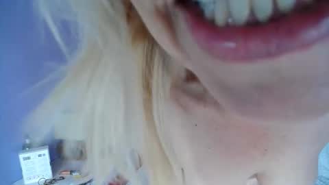 Snapshot of lucy_ny chatting on 02-27-26, 02:39 SleepyAbuela online show from 02-27-26, 02:39