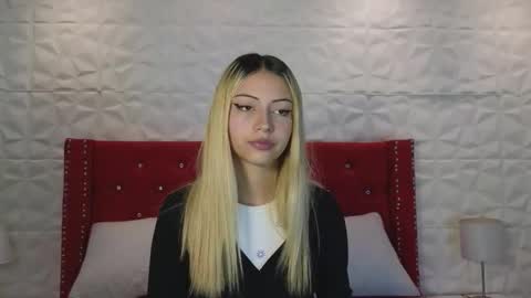 PINK online show from 10-21-25, 03:13