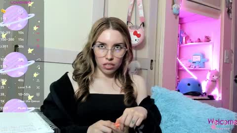 Snapshot of lucy_s3x chatting on 02-26-25, 03:21 Lulu online show from 02-26-25, 03:21