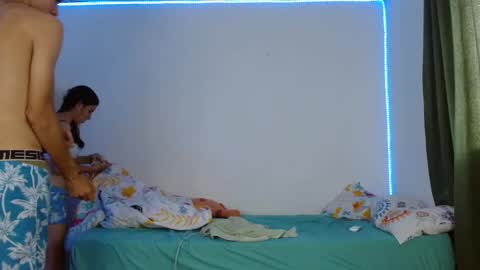 Snapshot of lucy_y_jacob chatting on 09-17-25, 04:52 lucy_y_jacob online show from 09-17-25, 04:52