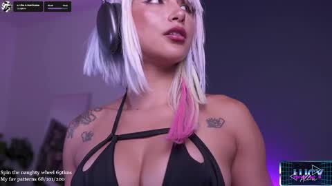 Lucy Alien  online show from 10-07-25, 09:12