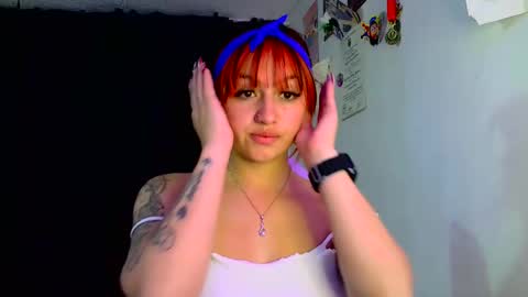 Snapshot of lucycherry__ chatting on 02-04-25, 03:00 LUCIA online show from 02-04-25, 03:00