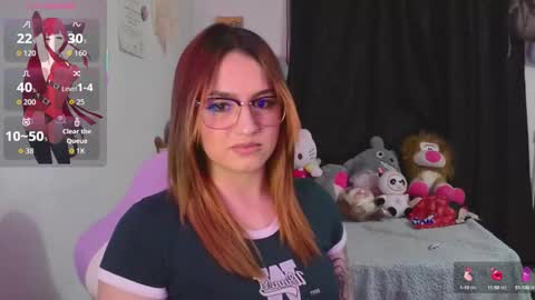 Snapshot of lucycherry__ chatting on 09-18-25, 04:14 LUCIA online show from 09-18-25, 04:14