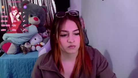Snapshot of lucycherry__ chatting on 11-04-25, 07:02 LUCIA online show from 11-04-25, 07:02
