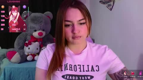 Snapshot of lucycherry__ chatting on 11-20-25, 08:36 LUCIA online show from 11-20-25, 08:36