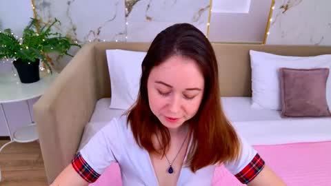 Lucy  online show from 02-05-26, 04:55