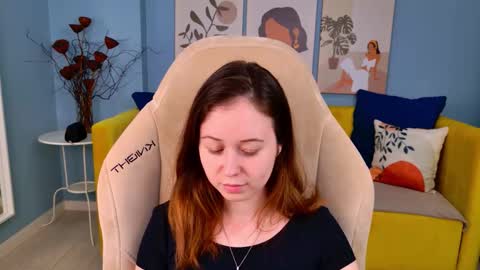 Lucy  online show from 02-20-26, 04:18