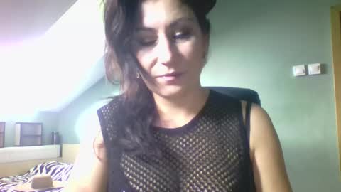 lucybylucy online show from 09-09-25, 09:42