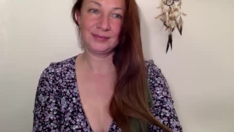 LucyKissxx online show from 11-04-25, 10:09