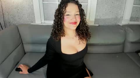 Lucy online show from 01-09-26, 02:25