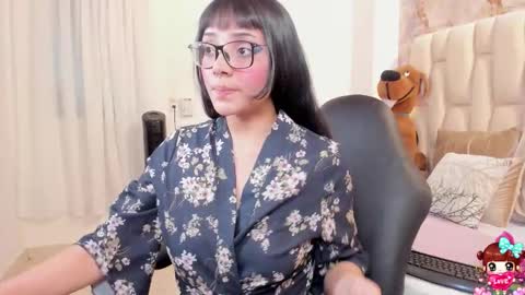 Instagramlucyluy10 online show from 11-04-25, 04:55