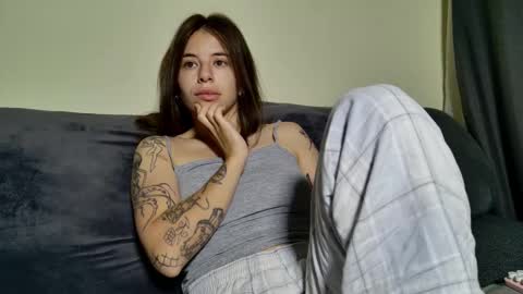 Lucy online show from 10-09-25, 04:54