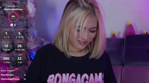 Snapshot of lucyrouse18 chatting on 01-18-25, 05:04 Lucy online show from 01-18-25, 05:04