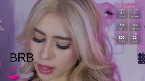 Snapshot of lucyrouse18 chatting on 02-20-25, 01:36 Lucy online show from 02-20-25, 01:36