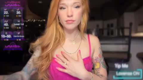 Snapshot of luebeam chatting on 02-06-25, 12:00 Luubeam INSTA luubeammm TWITTER lunaisreallycu1 online show from 02-06-25, 12:00