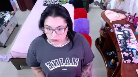 Snapshot of lufek_23 chatting on 03-08-25, 12:11 Lufek23 online show from 03-08-25, 12:11
