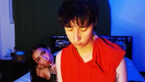 lugiiz05_ online show from 11-18-25, 01:55