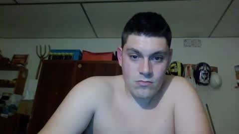 Snapshot of luis2423 chatting on 12-09-24, 12:23 A slave to the mistress.. un esclavo para las amas dominantes. online show from 12-09-24, 12:23
