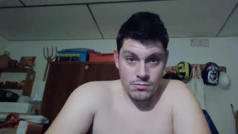 Snapshot of luis2423 chatting on 01-02-25, 12:13 A slave to the mistress.. un esclavo para las amas dominantes. online show from 01-02-25, 12:13