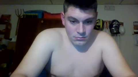 Snapshot of luis2423 chatting on 02-05-25, 09:29 A slave to the mistress.. un esclavo para las amas dominantes. online show from 02-05-25, 09:29