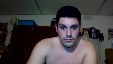 Snapshot of luis2423 chatting on 10-14-25, 08:53 A slave to the mistress.. un esclavo para las amas dominantes. online show from 10-14-25, 08:53