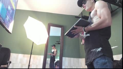 Snapshot of luis_as chatting on 01-02-25, 12:35 Luis AS online show from 01-02-25, 12:35