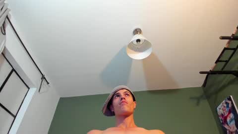 Snapshot of luis_as chatting on 02-08-25, 12:38 Luis AS online show from 02-08-25, 12:38