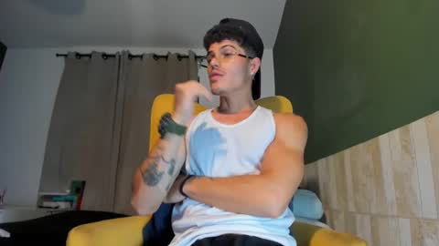 Snapshot of luis_as chatting on 02-26-25, 09:16 Luis AS online show from 02-26-25, 09:16