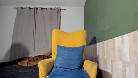 Snapshot of luis_as chatting on 03-03-25, 02:15 Luis AS online show from 03-03-25, 02:15