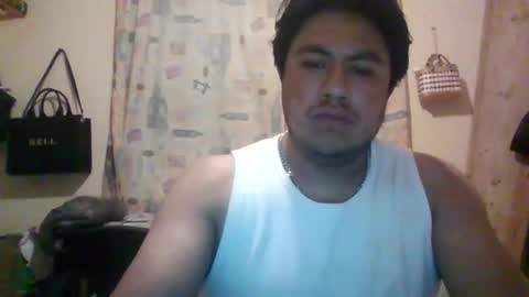luis_garcia1202 online show from 04-08-26, 02:44